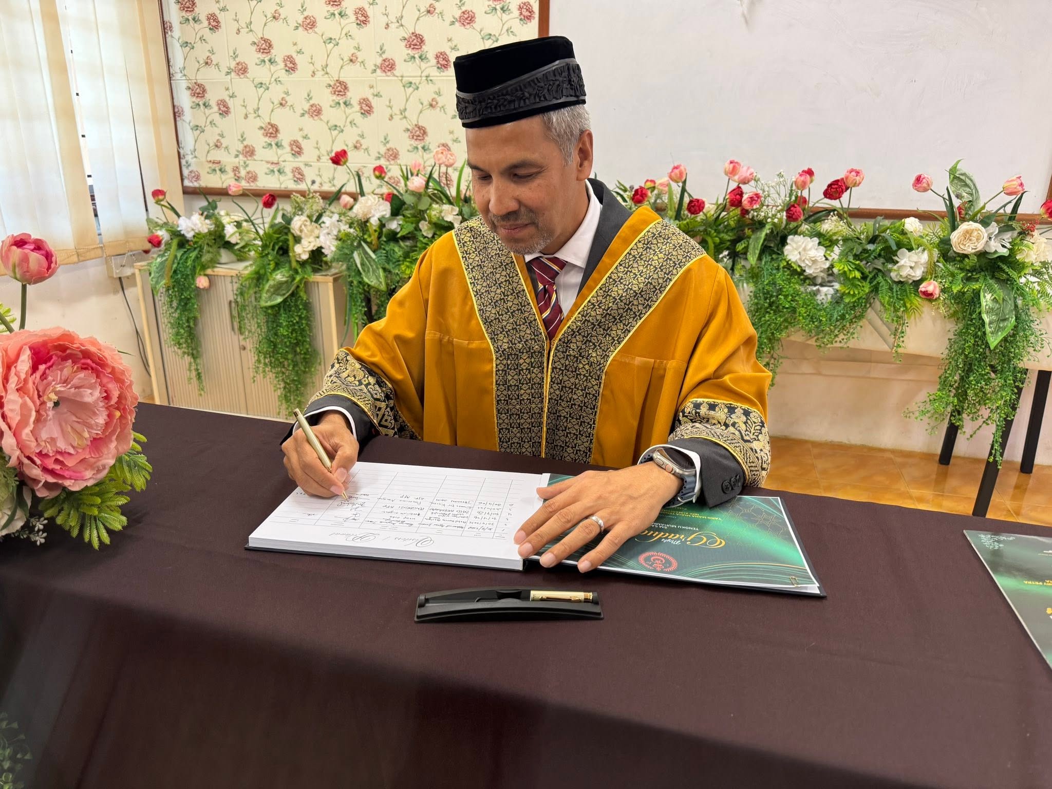 Majlis graduasi warga Faris Petra