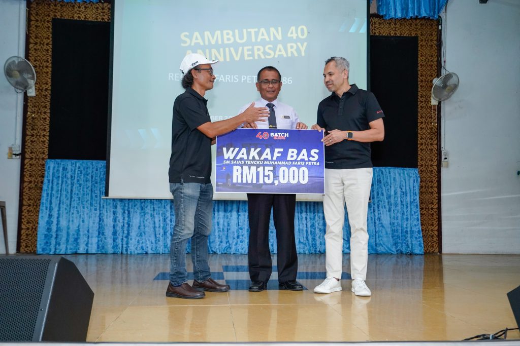 Sumbangan Dana Bas RM15,000.00 Oleh AFP Batch 8286. – foto 4