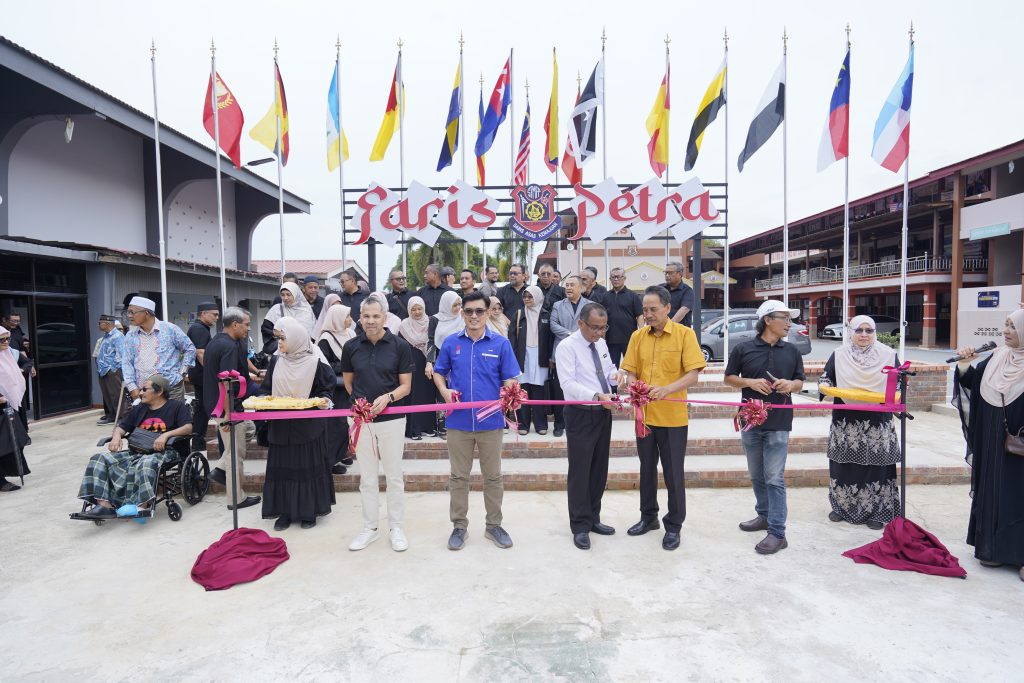Majlis Perasmian Laman FarisPetra 8286 – foto 1
